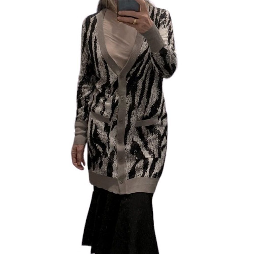 NEW Lisa Rinna Collection Zebra Prints Pockets Buttons Front Cardigan.Size XS